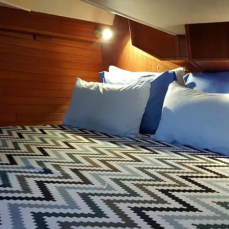 Botel Le Dimore Charter- Elma *