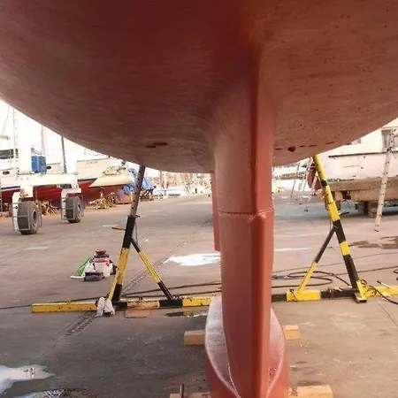 Botel Le Dimore Charter- Elma