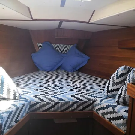 Botel Le Dimore Charter- Elma *