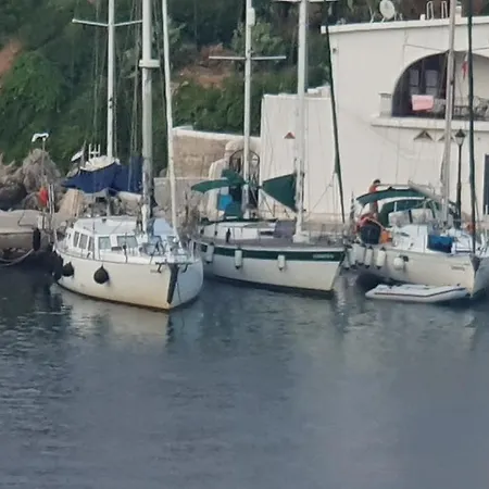 Le Dimore Charter- Elma Botel
